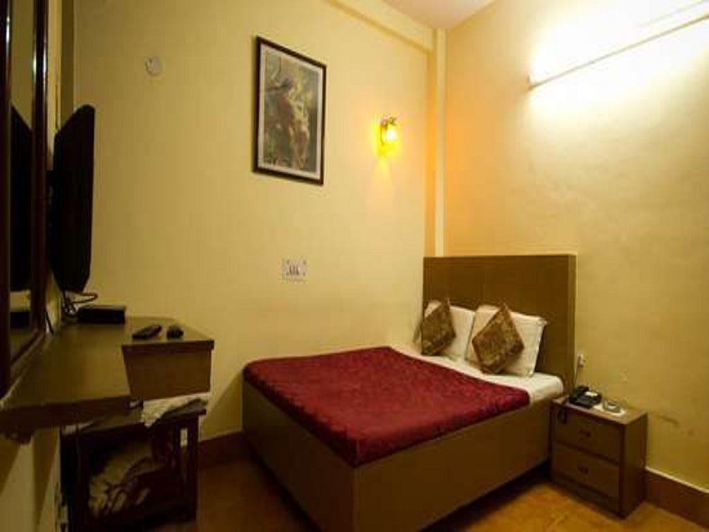 Hotel Woodland Deluxe New Delhi Rum bild