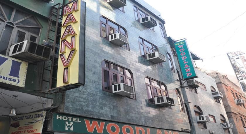 Hotel Woodland Deluxe New Delhi Exteriör bild
